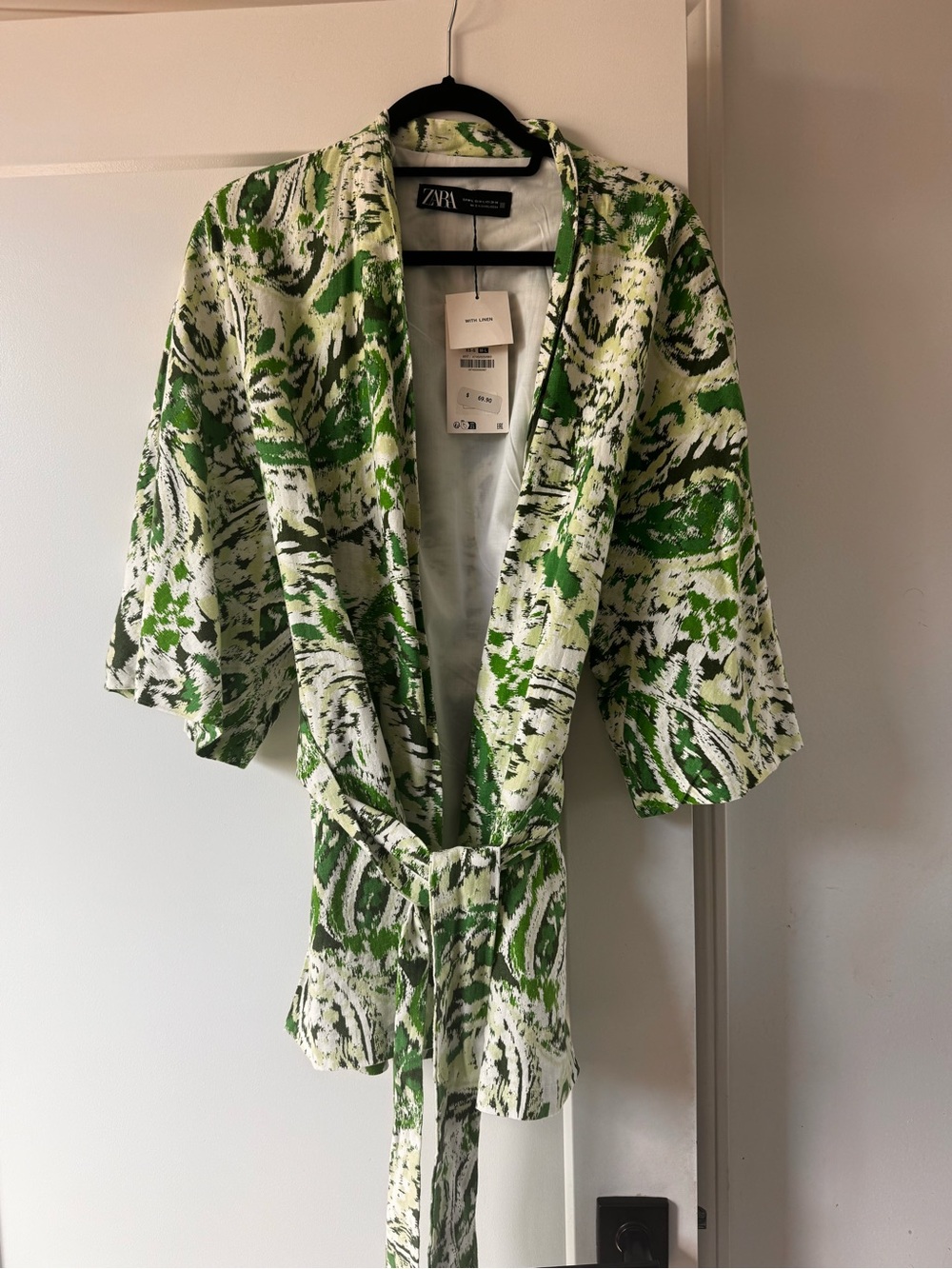 Zara Green & White Printed Kimono-Style Jacket